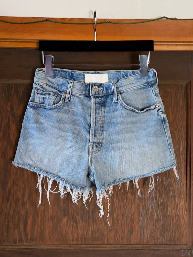 Mother Tomcat Kick Fray Short Color: I Confess With Heart/Medium Blue Denim